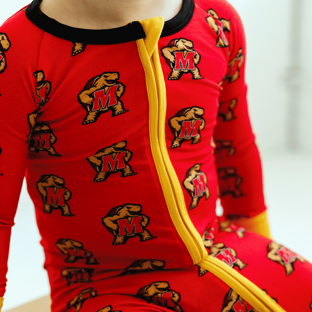 Maryland Terrapins Zippered Onesie with zipper.