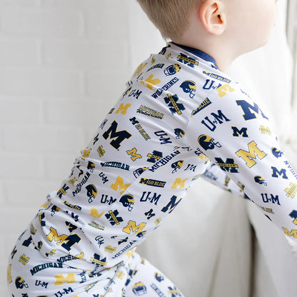 Michigan Wolverines Bamboo Pajama Set Youth Sitting Zoom In