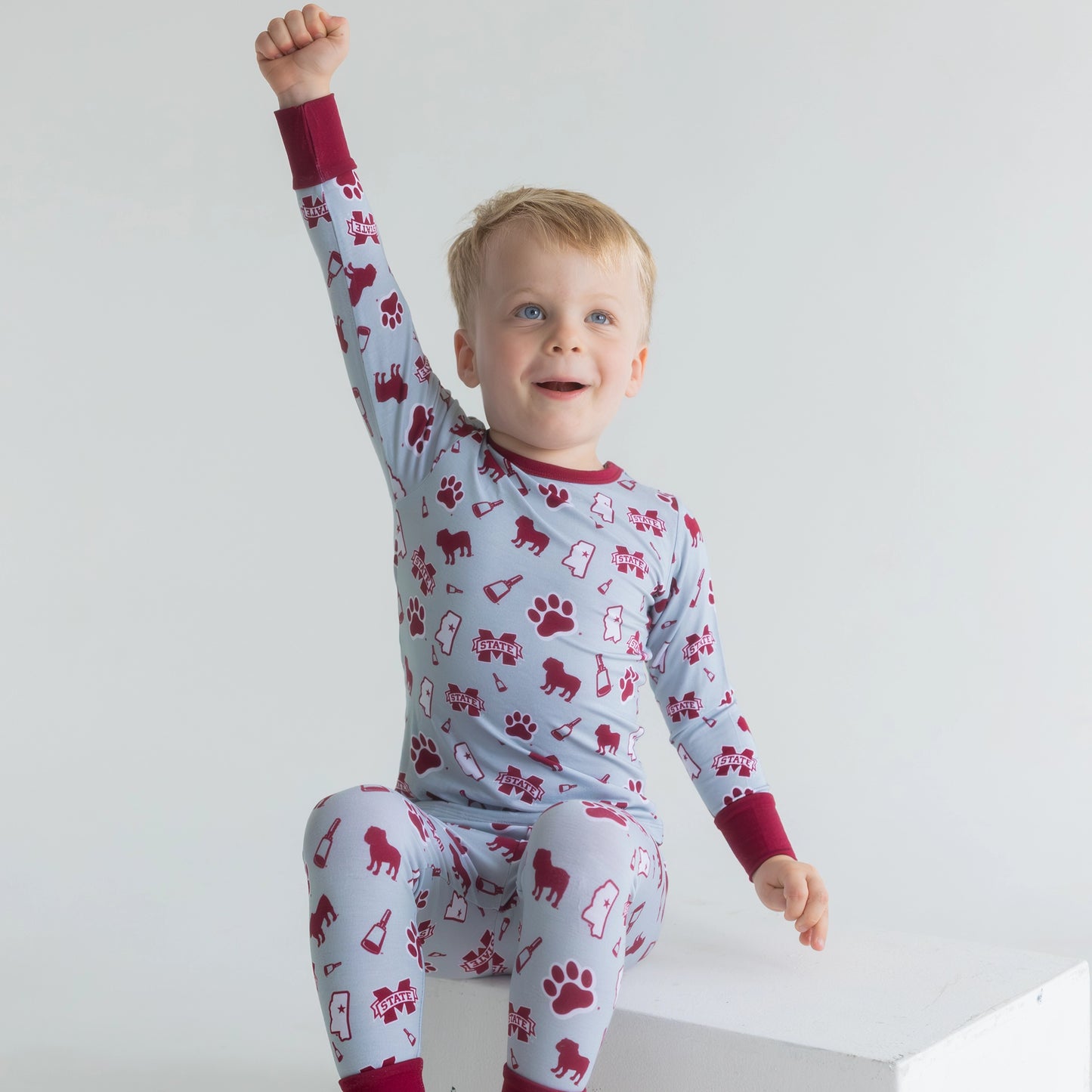 Mississippi State Bulldogs soft bamboo Two-Piece Pajama Setfeaturing bold team logo print.