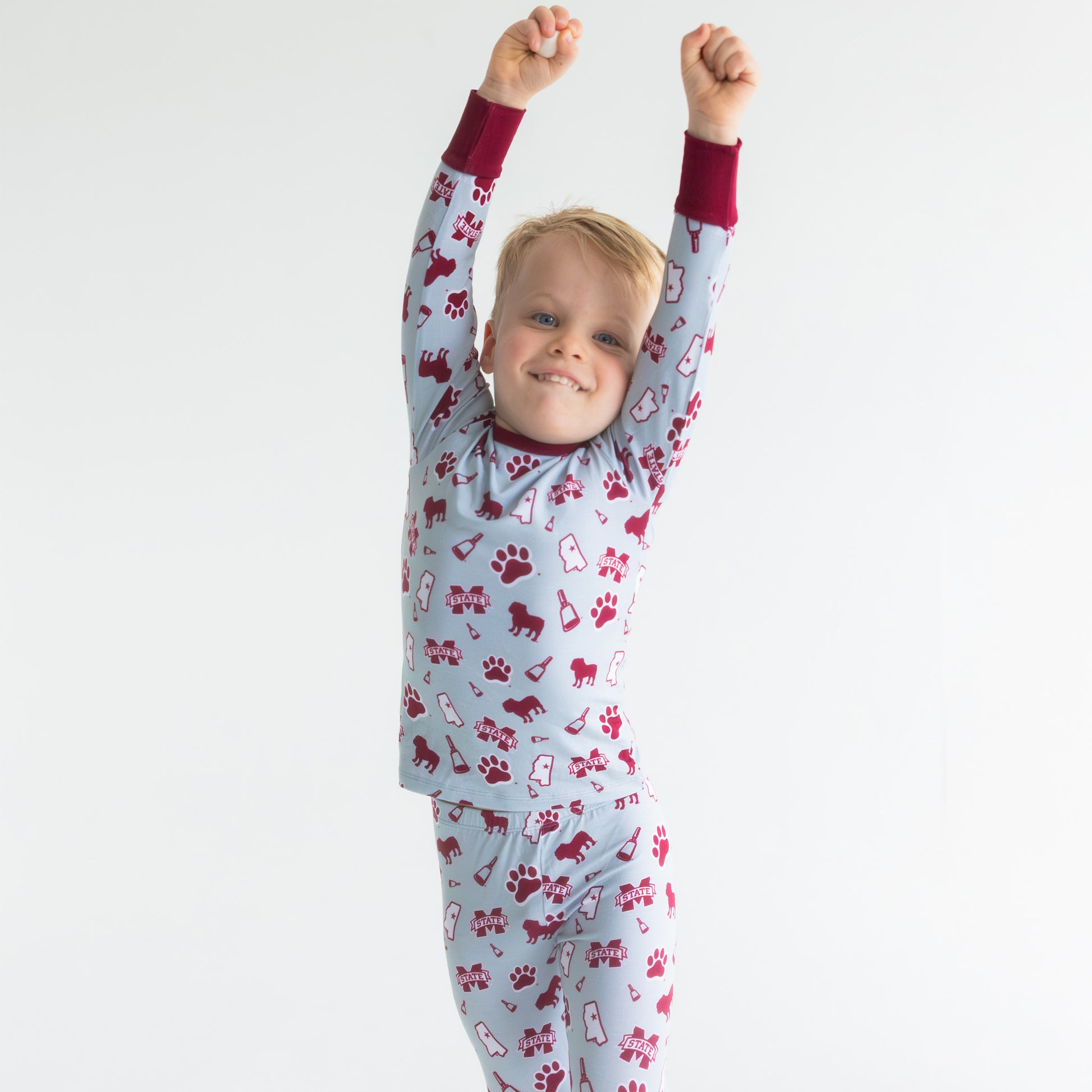 Mississippi State Bulldogs bamboo two-piece pajamas with team-inspired print