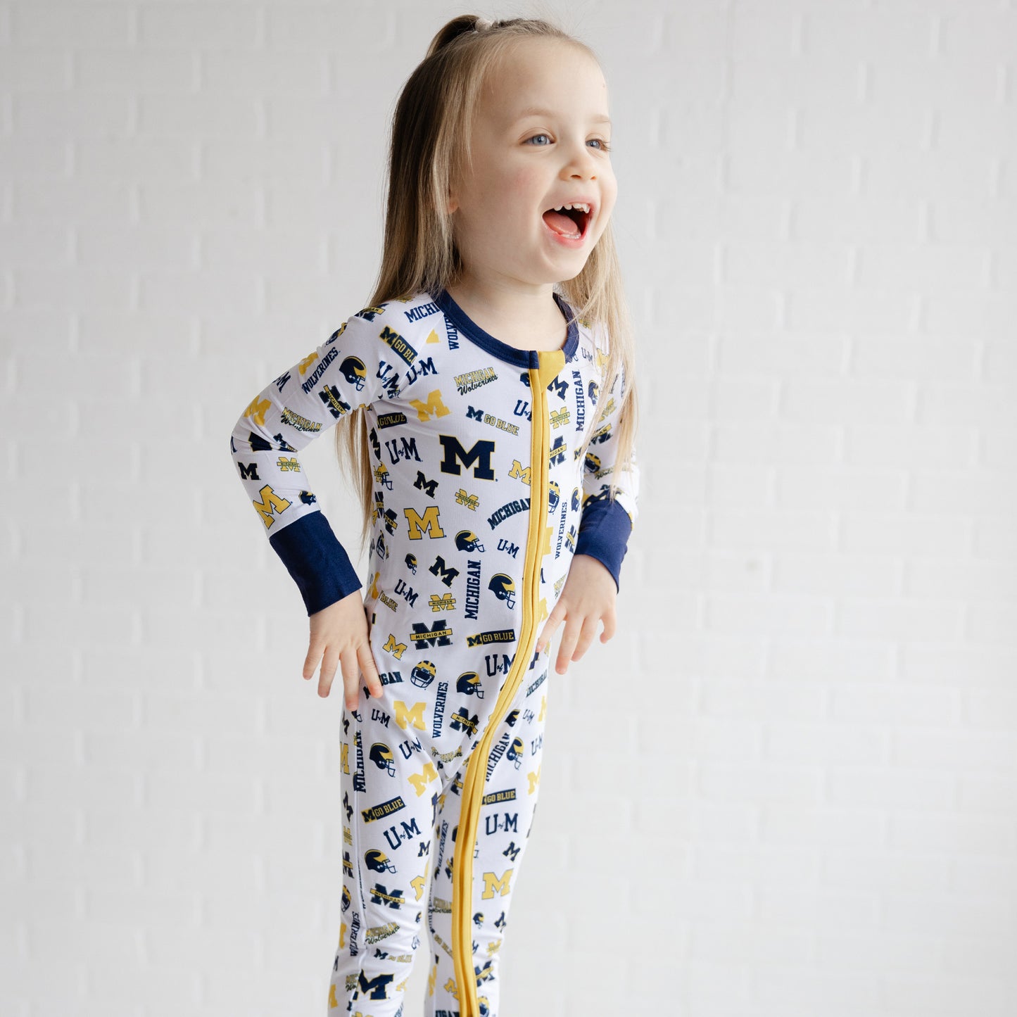 Michigan Wolverines baby one-piece sleepwear with zipper closure