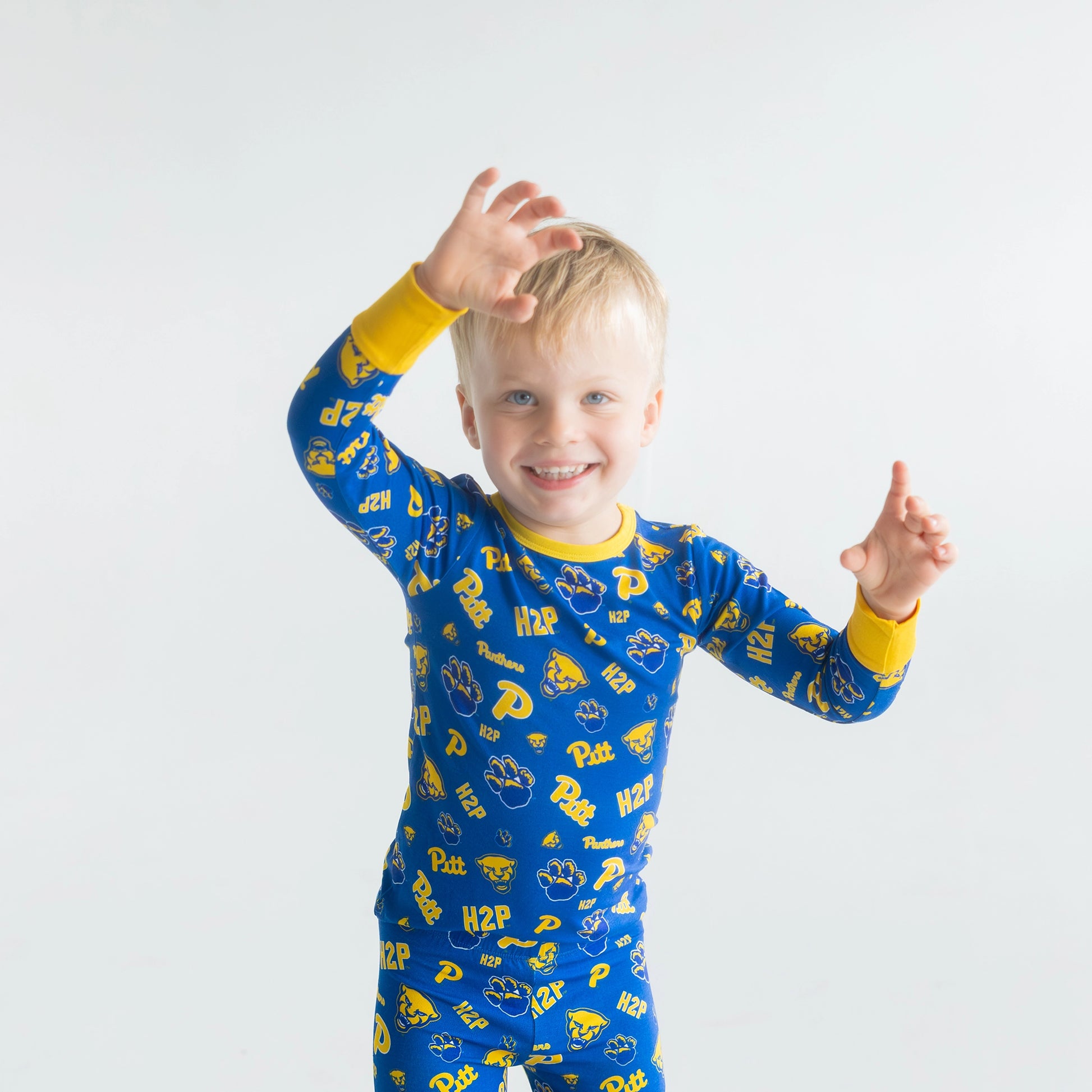 Pitt Panthers Logo Print bamboo Pajamas with bamboo fabric and H2P Print.