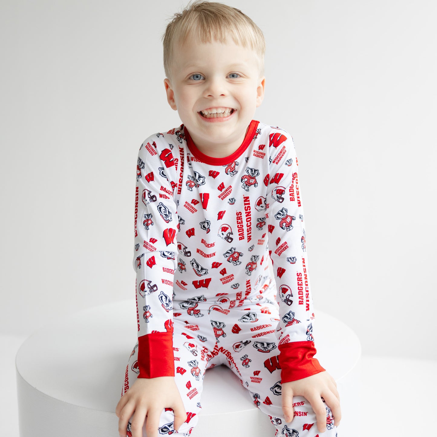 Wisconsin Badgers red and white bamboo pajamas for young fans